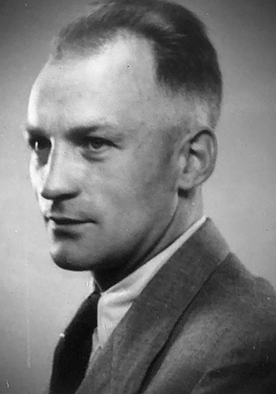 Halbprofil eines Mannes mit Anzug und Krawatte &copy; Deutsches Bundesarchiv