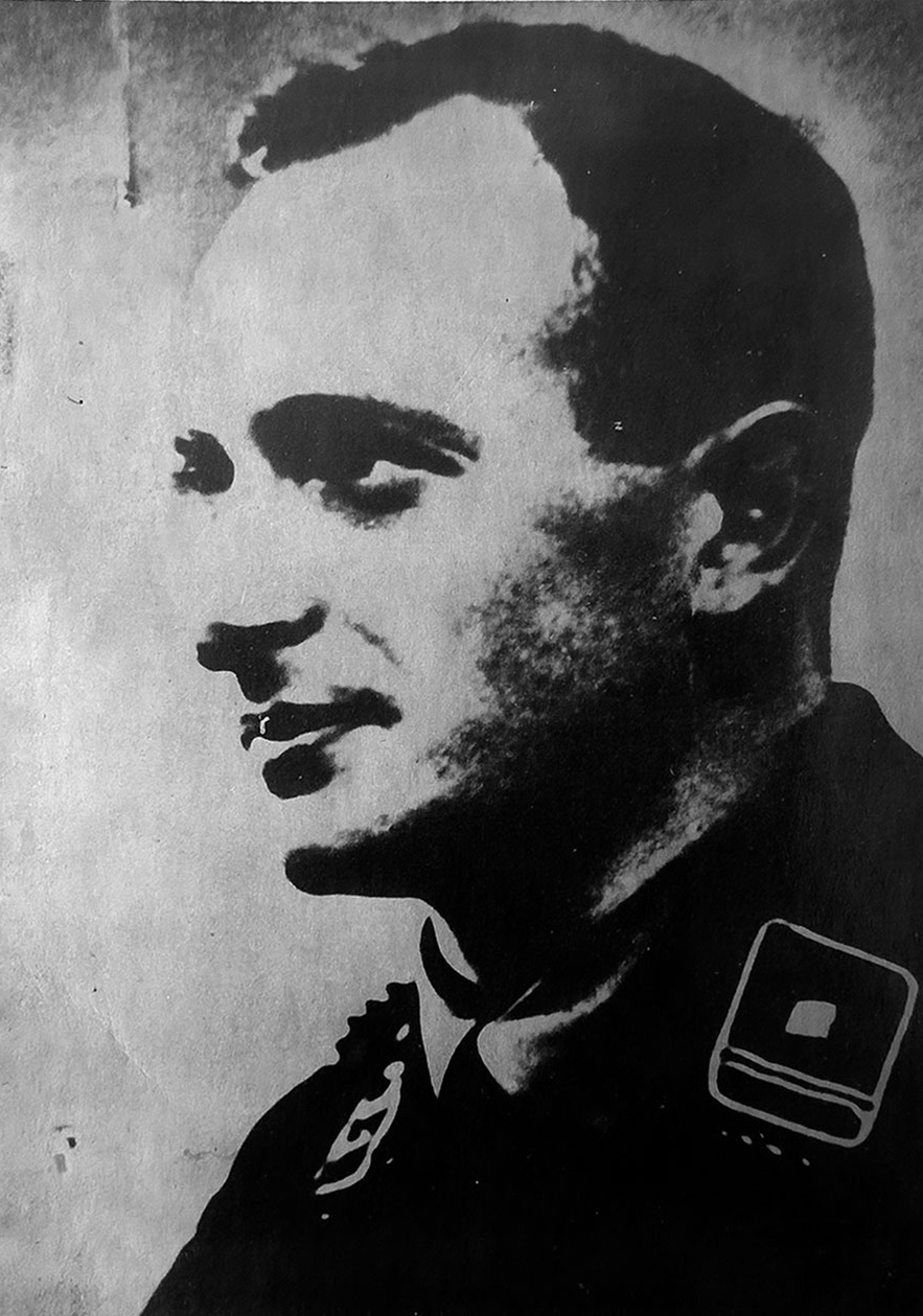 Profil von Mann in Uniform, Blick nach links (von der Kamera aus) &copy; Deutsches Bundesarchiv