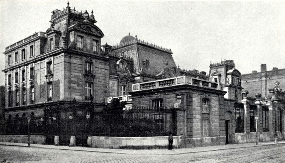 Palais Rothschild - unbekannter Fotograph - Wien am Anfang des XX. Jahrhunderts &ndash; Ein F&uuml;hrer in technischer und k&uuml;nstlerischer Richtung (2. Band), herausgegeben vom &Ouml;sterreichischen Architekten-Verein, Verlag von Gerlach & Wiedling, Wien, 1906 &copy; unbekannter Fotograf - Wikipedia